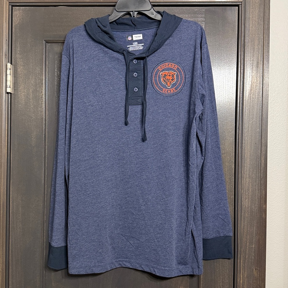 Chicago Bears NFL NWT Blue Henleyโ with Hood Men's L or M